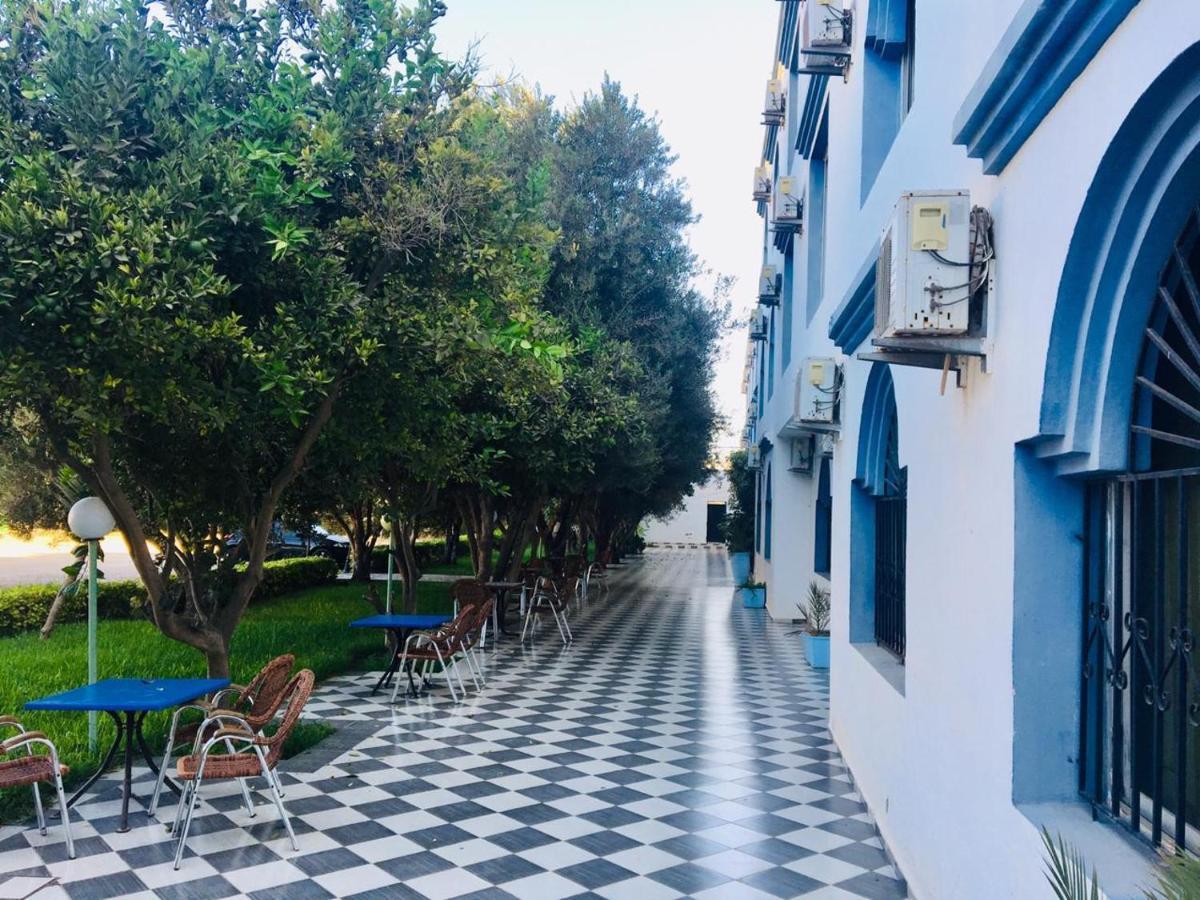 Hotel Ribis Ait Melloul  Bagian luar foto