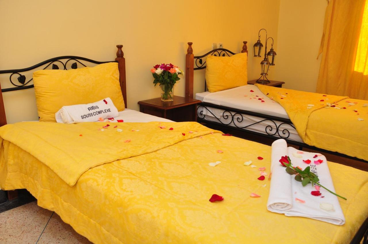 Hotel Ribis Ait Melloul  Bagian luar foto