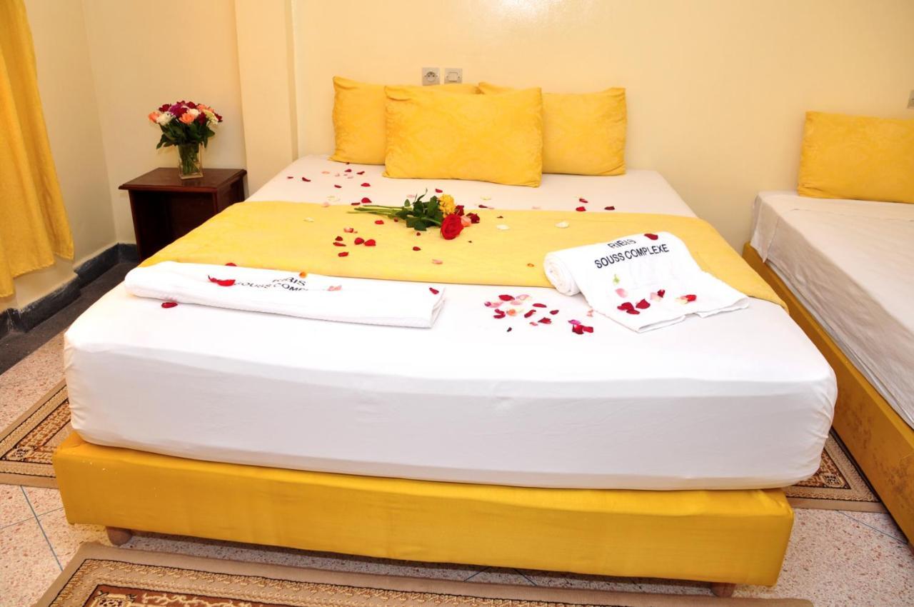 Hotel Ribis Ait Melloul  Bagian luar foto